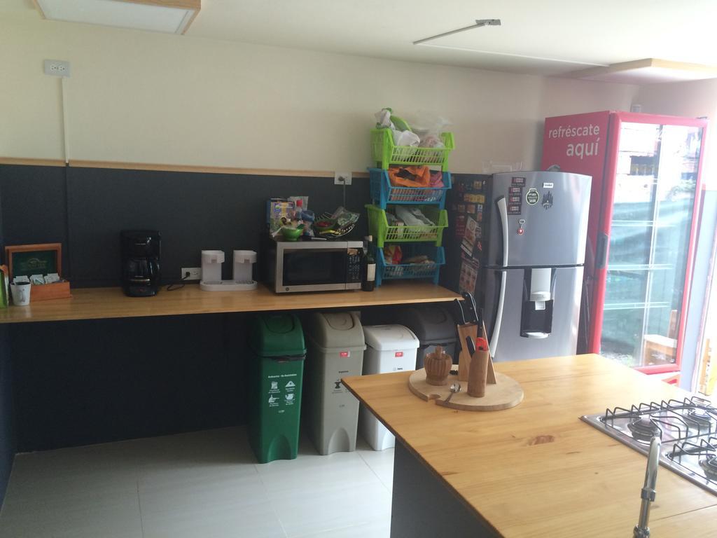 Blackpine Hostal